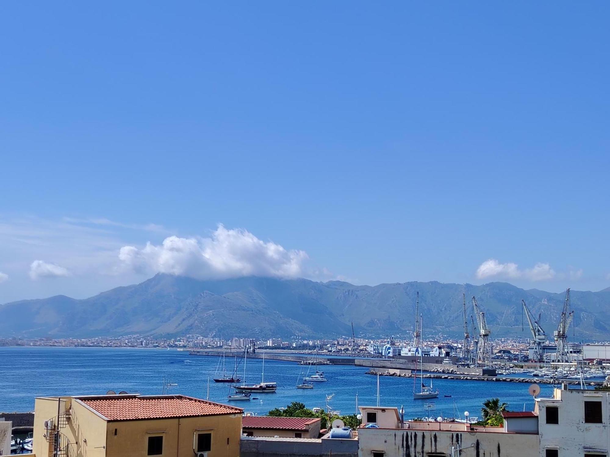 Casa De Paoli - Luminosissimo appartamento vista mare Palermo Esterno foto