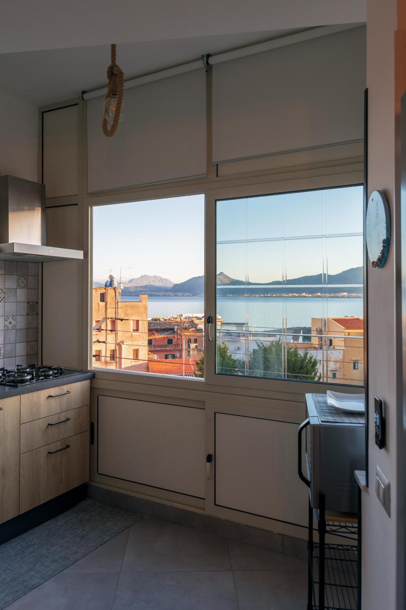 Casa De Paoli - Luminosissimo appartamento vista mare Palermo Esterno foto